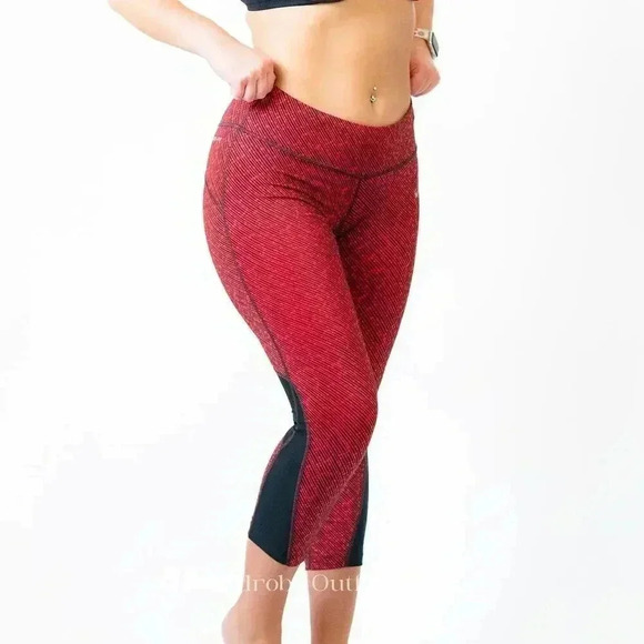 Nike Pants - NIKE PRO Dri-Fit Red x Black Spandex Lycra Leggings